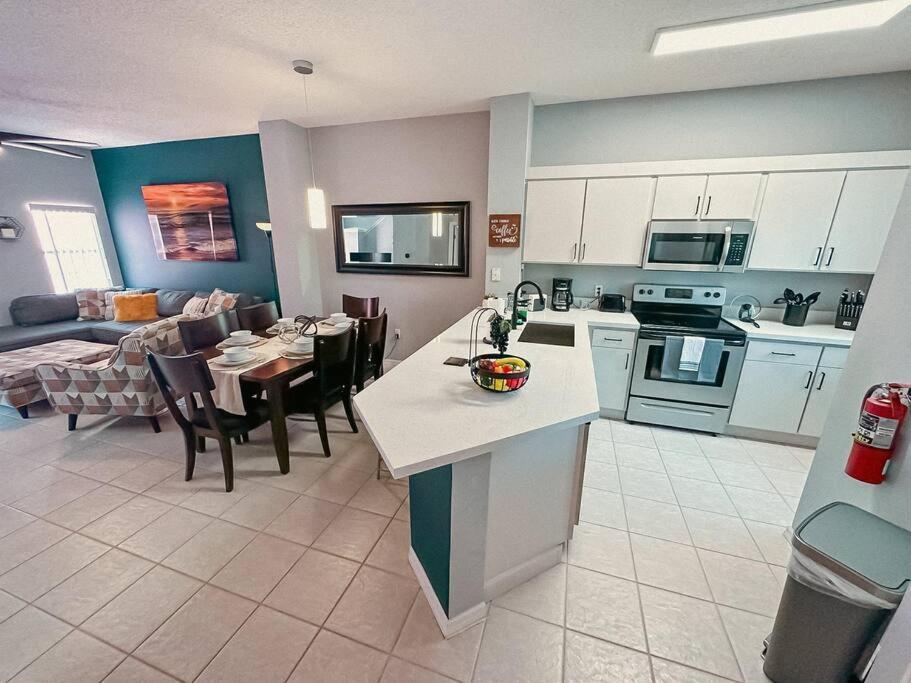 Ultimate Vacation Villa Near Disney Townhouse Kissimmee Eksteriør bilde